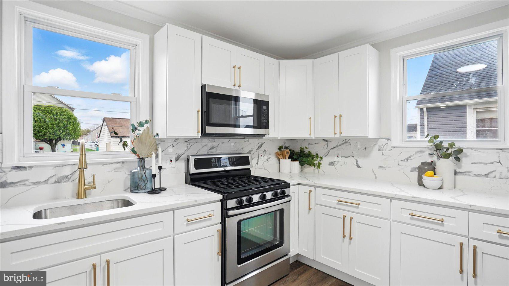 CEDAR CREST - Residential