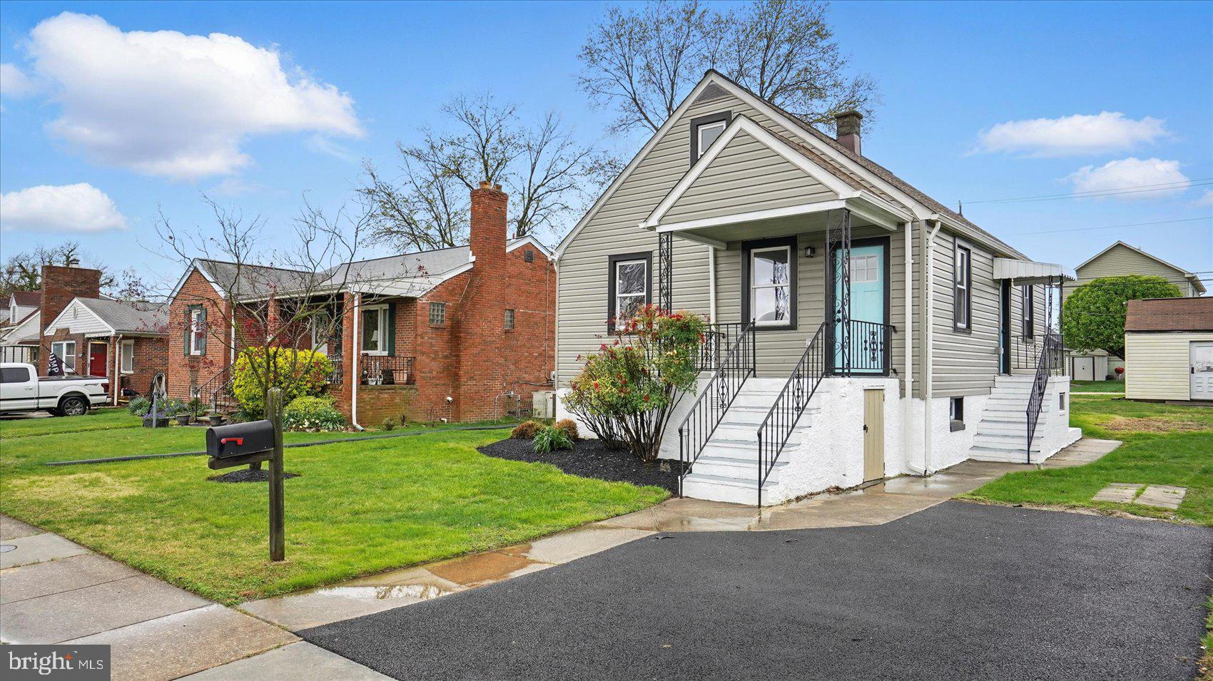 CEDAR CREST - Residential