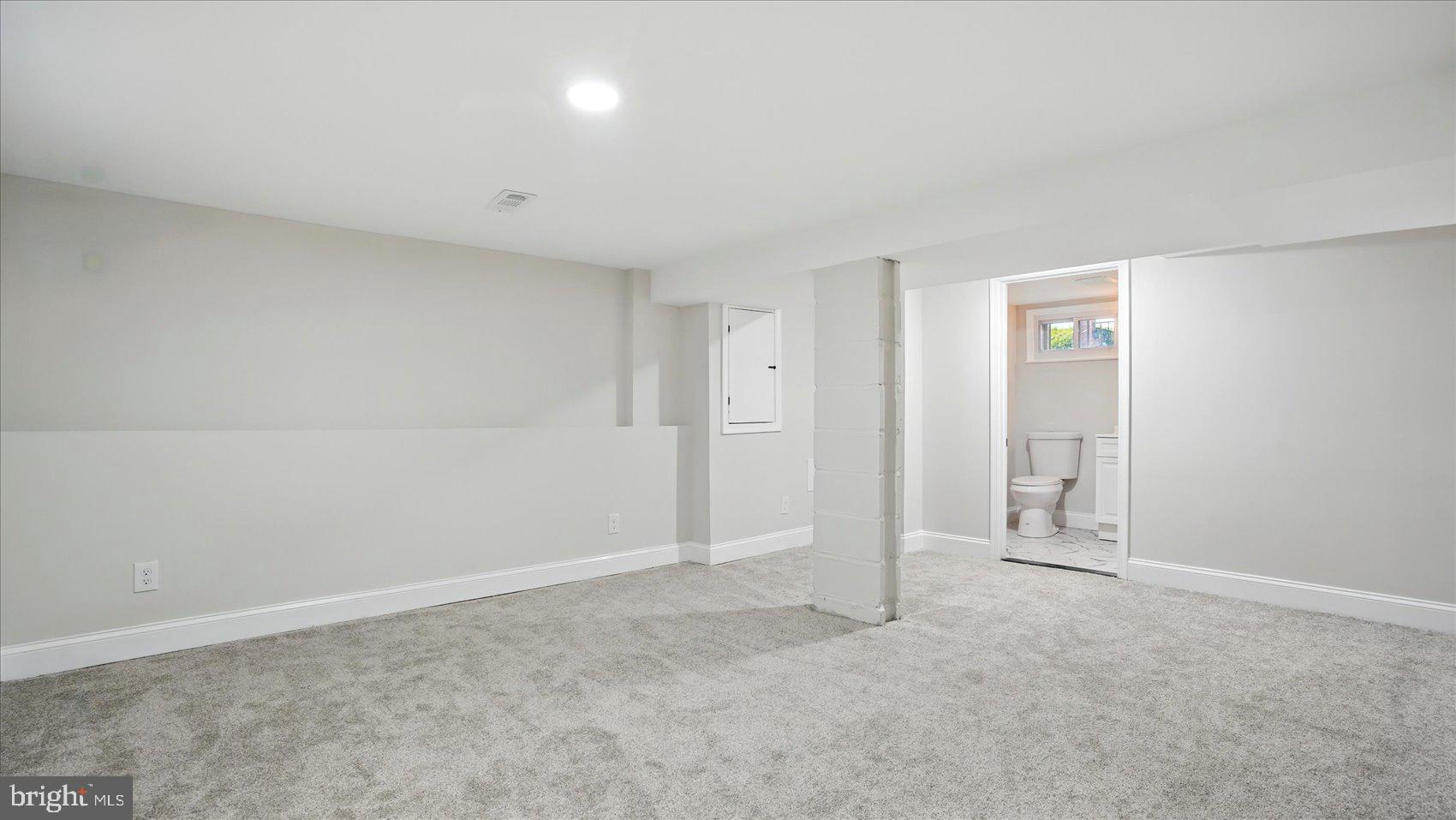 CEDAR CREST - Residential