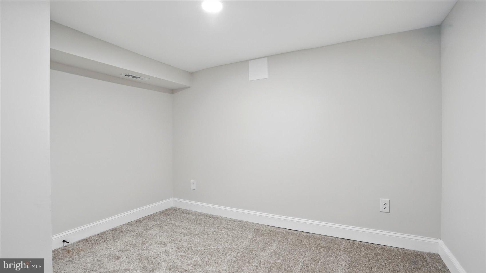 CEDAR CREST - Residential