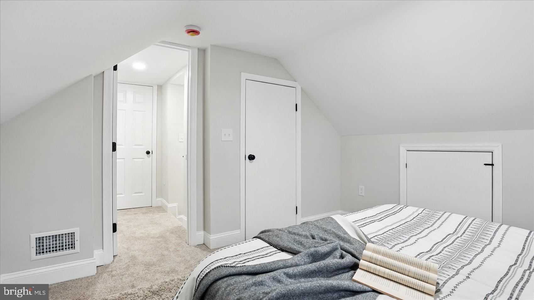 CEDAR CREST - Residential