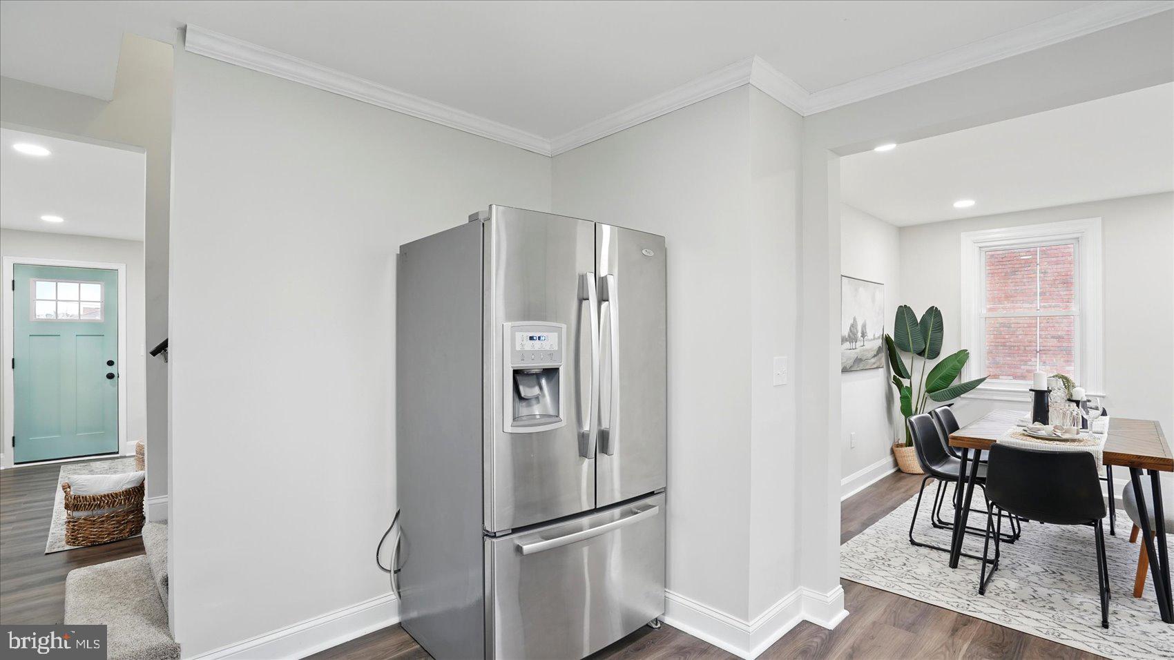 CEDAR CREST - Residential