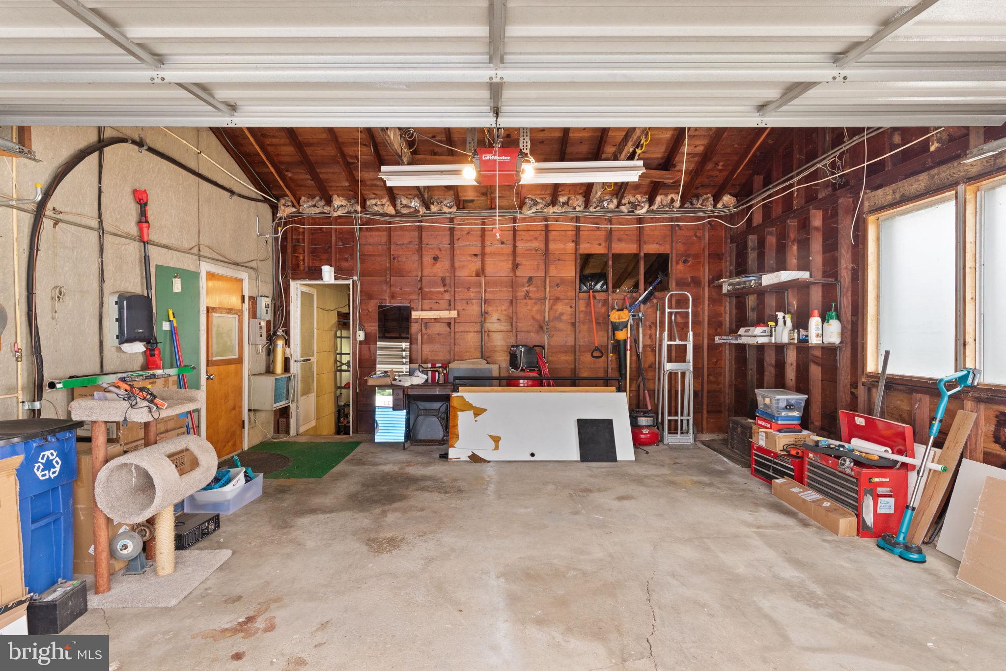 BROOKNOLL - Residential