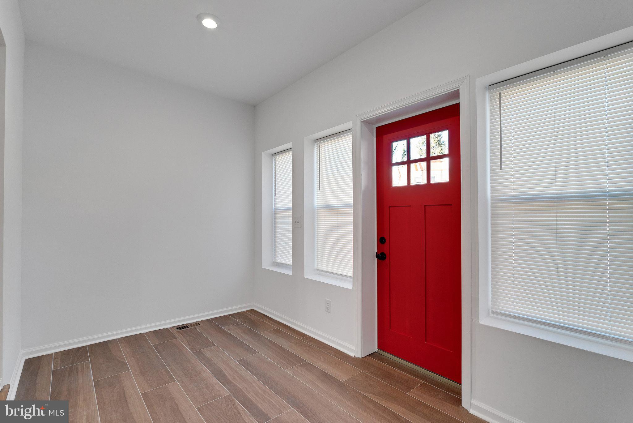 GERMANTOWN (EAST) - Residential