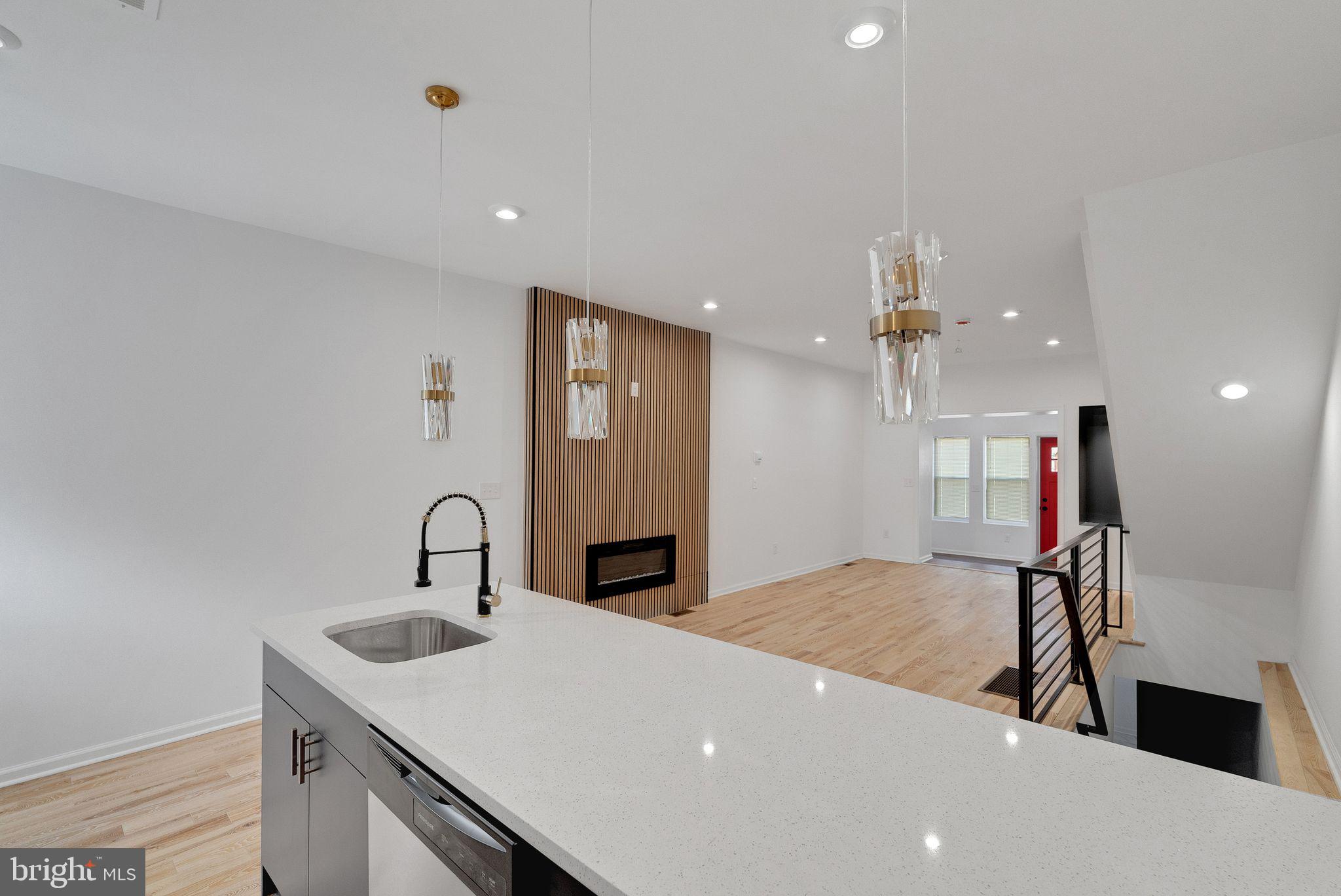 GERMANTOWN (EAST) - Residential