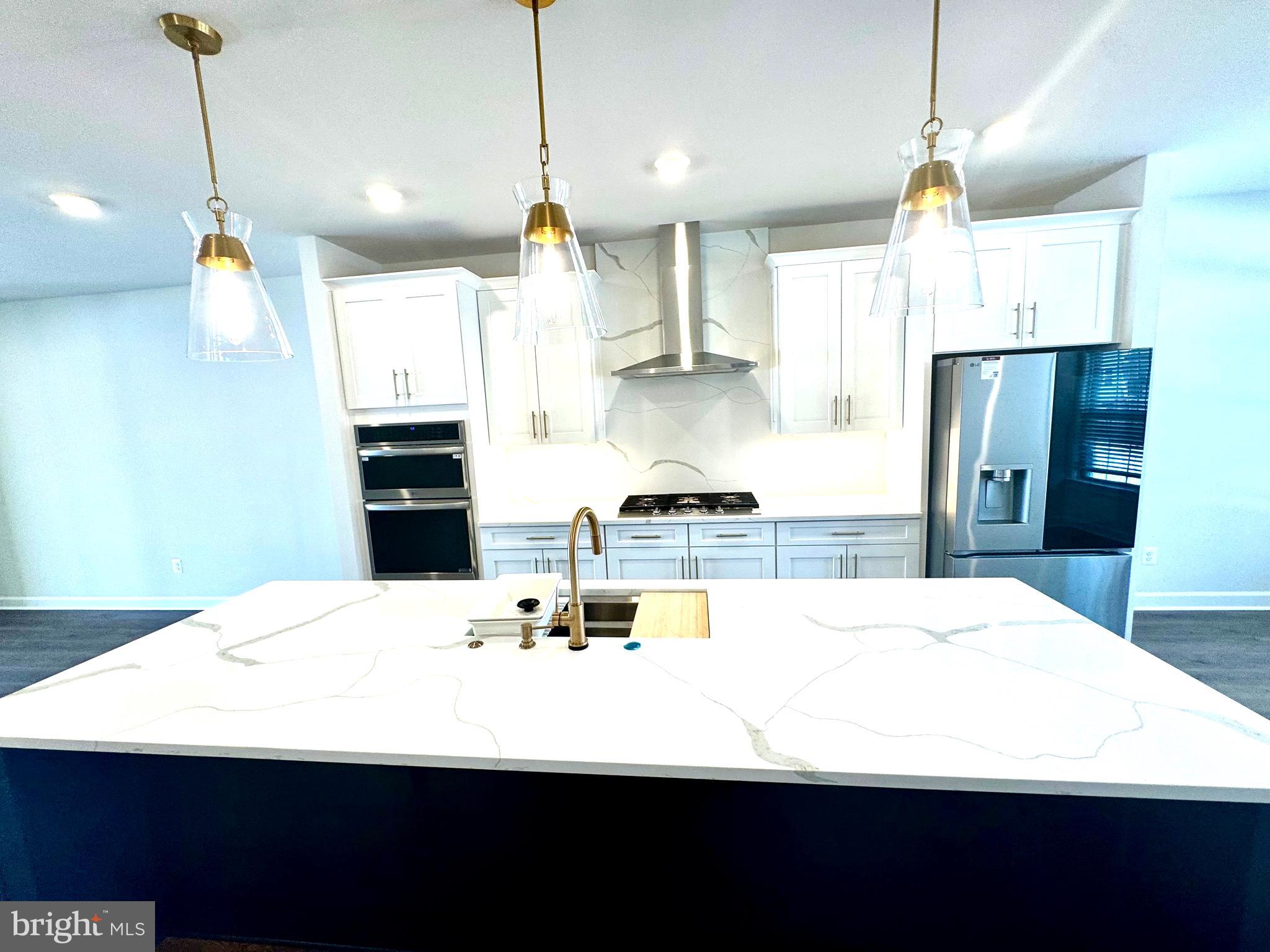 BOULEVARD VI TOWNS - Residential