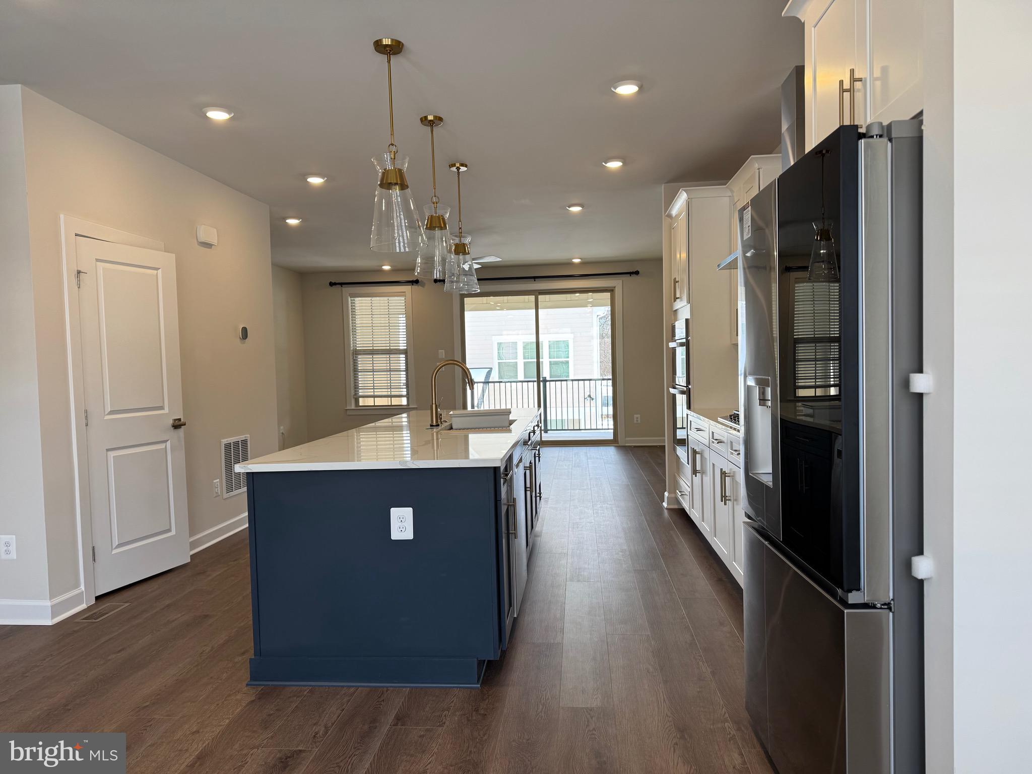 BOULEVARD VI TOWNS - Residential