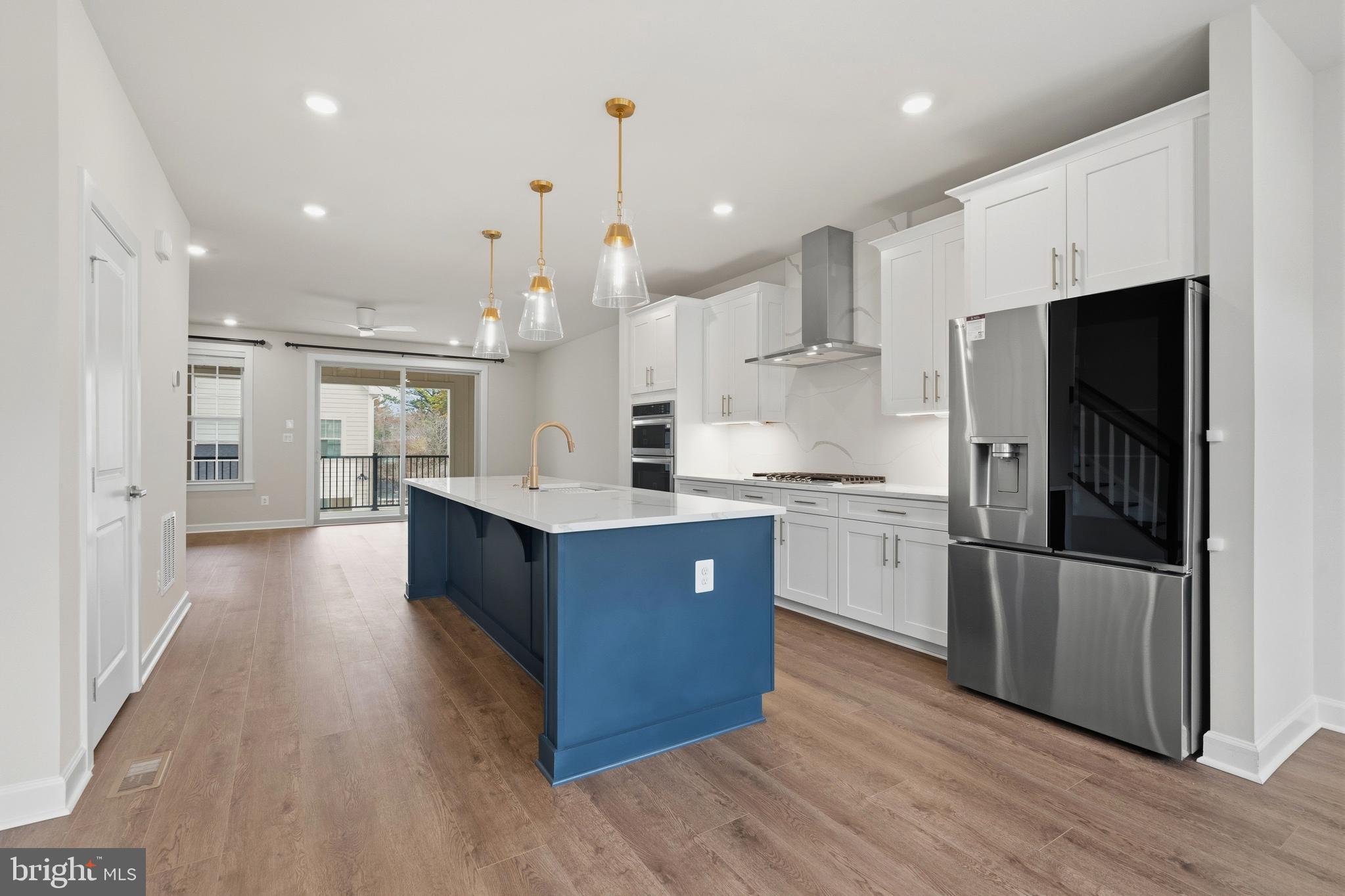 BOULEVARD VI TOWNS - Residential