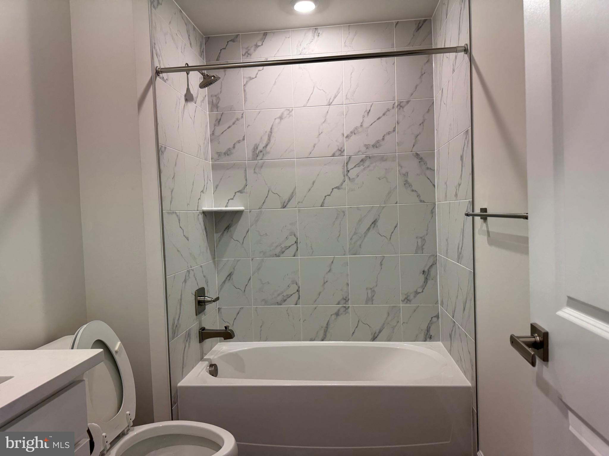 BOULEVARD VI TOWNS - Residential