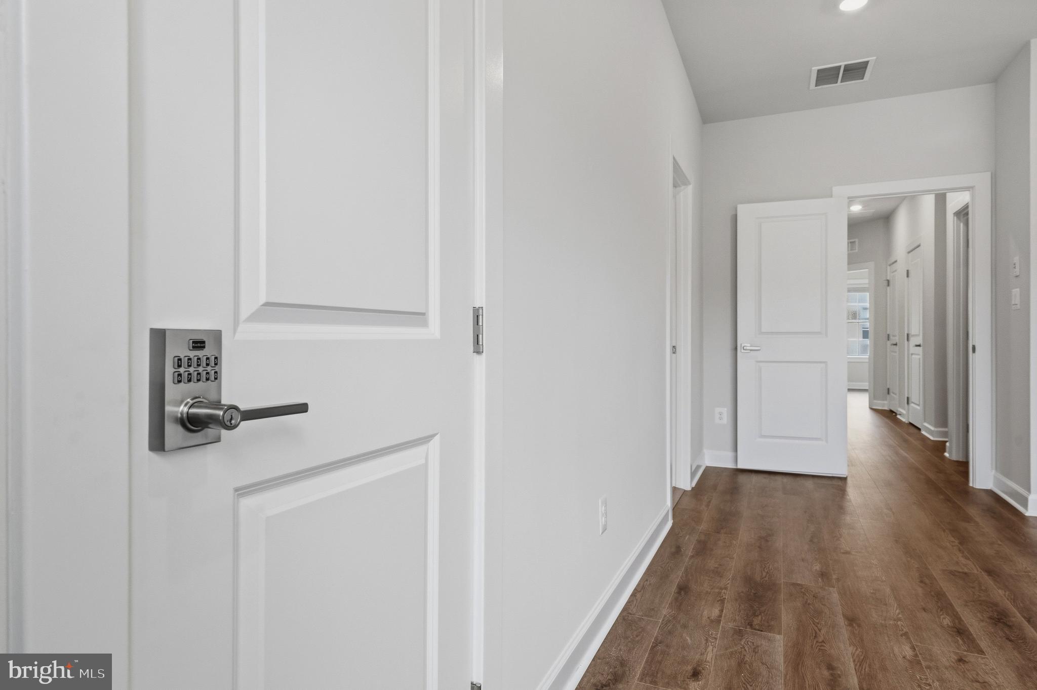 BOULEVARD VI TOWNS - Residential