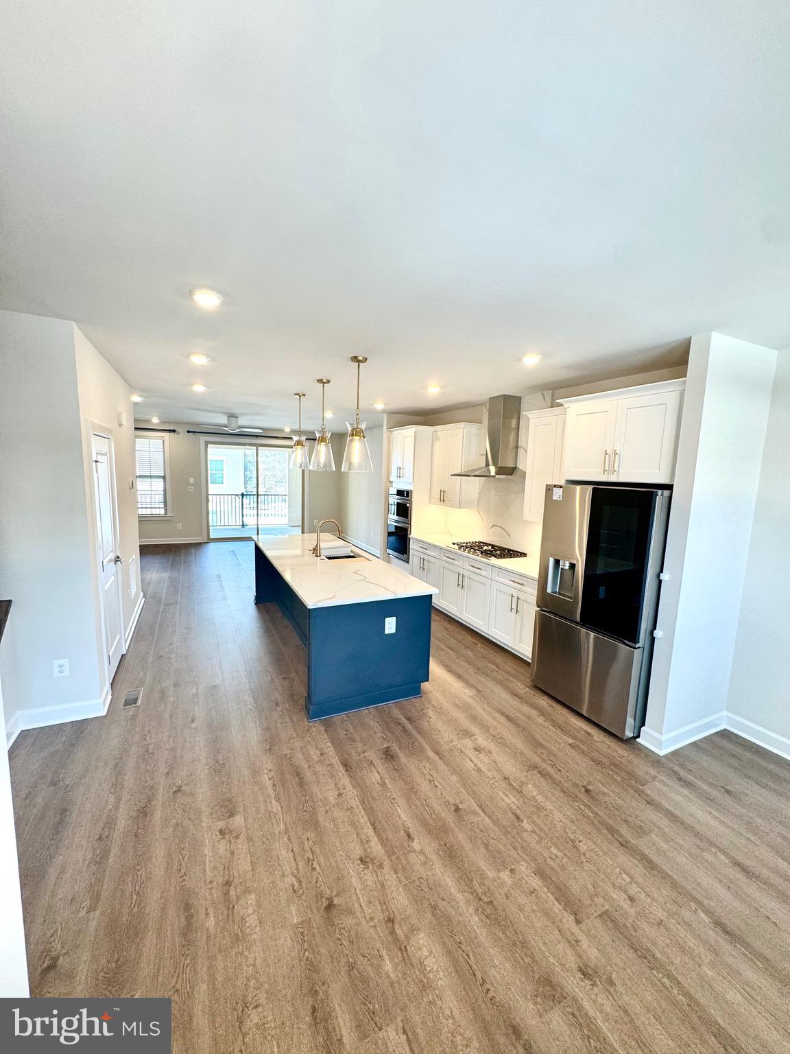 BOULEVARD VI TOWNS - Residential