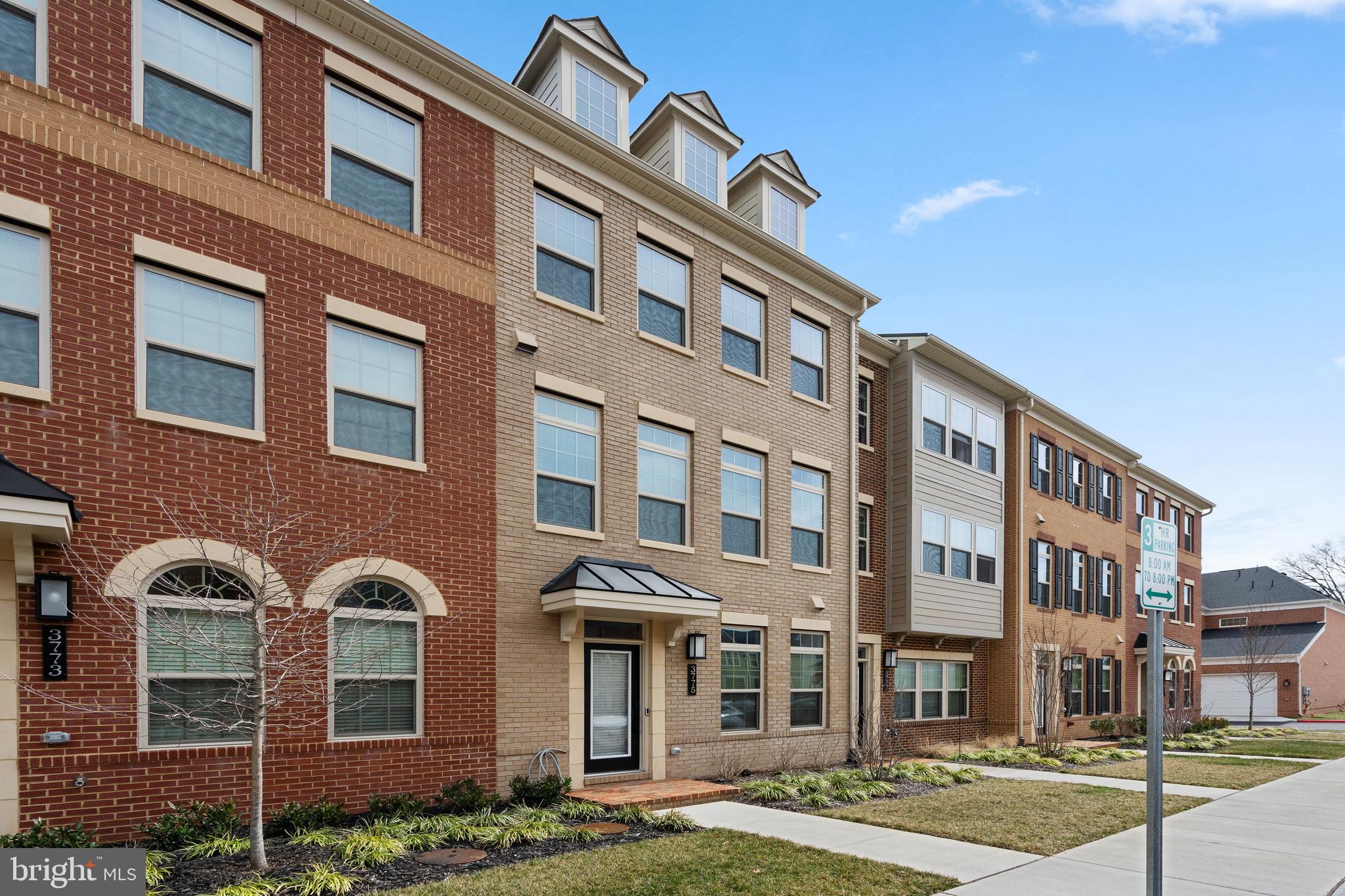 BOULEVARD VI TOWNS - Residential