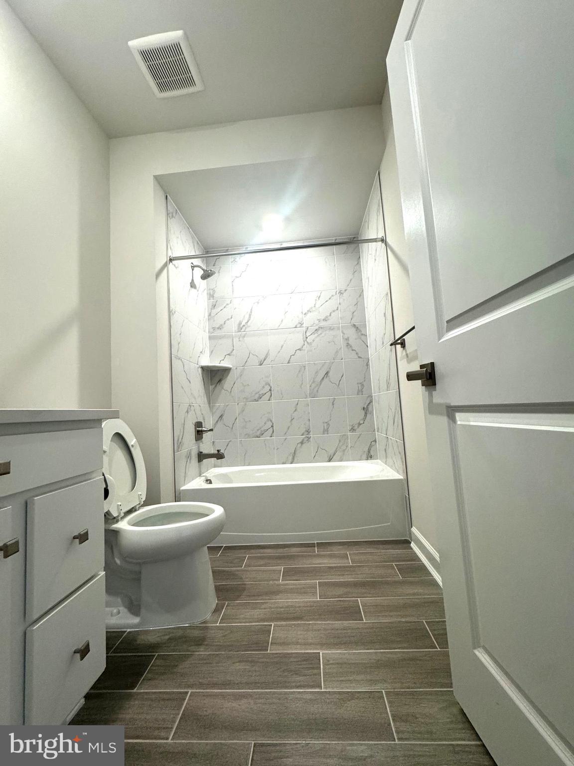 BOULEVARD VI TOWNS - Residential