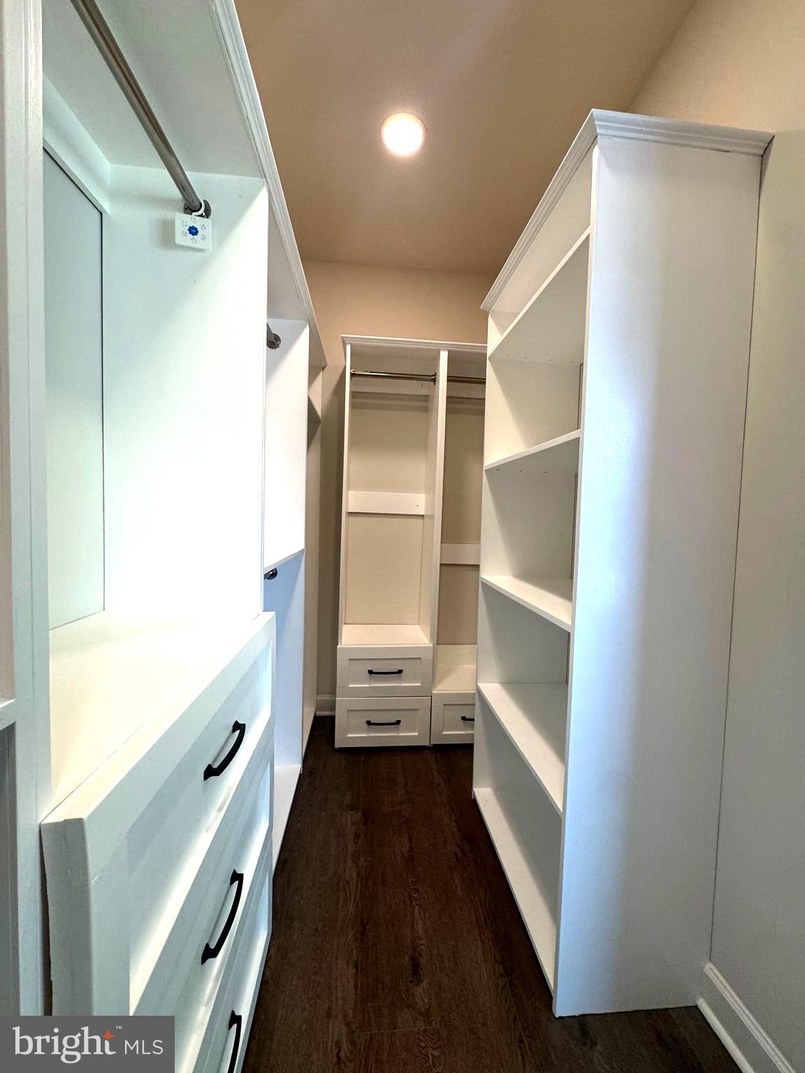 BOULEVARD VI TOWNS - Residential