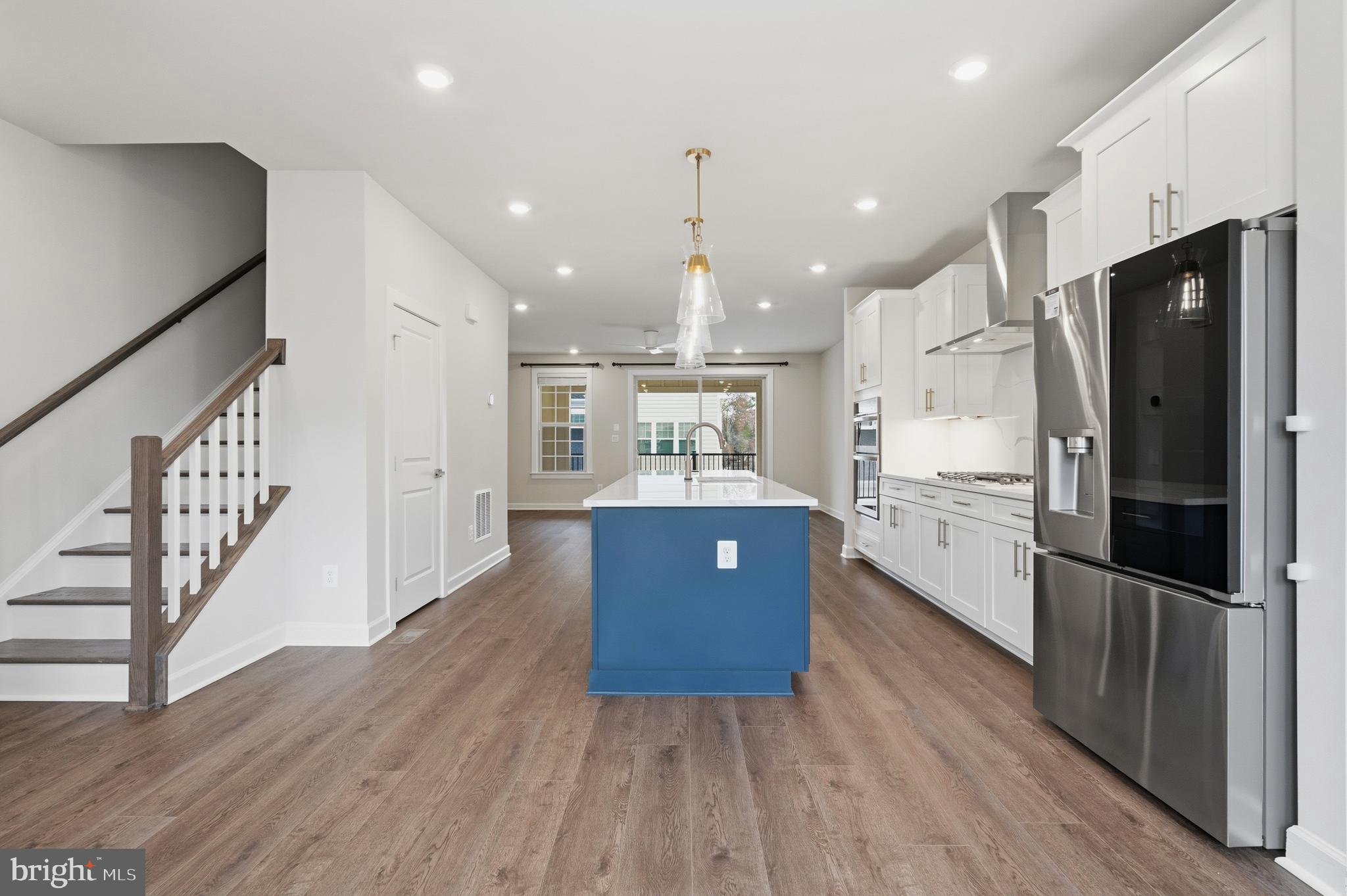 BOULEVARD VI TOWNS - Residential