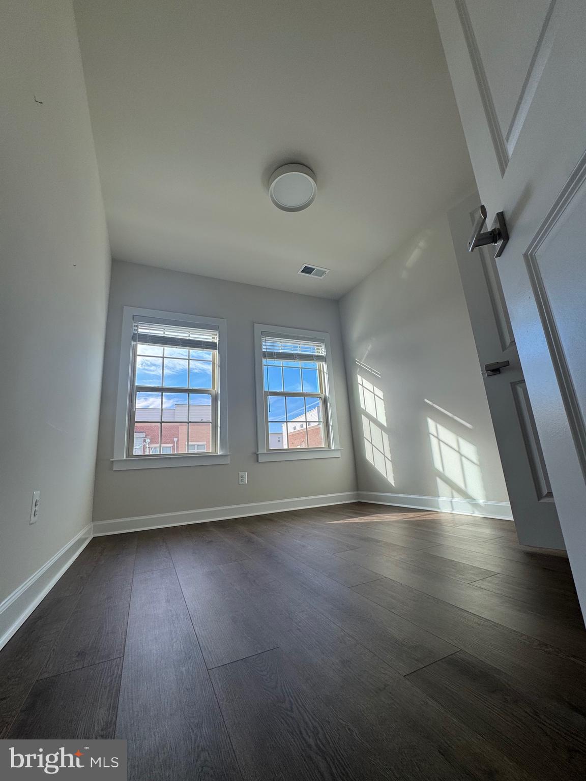 BOULEVARD VI TOWNS - Residential