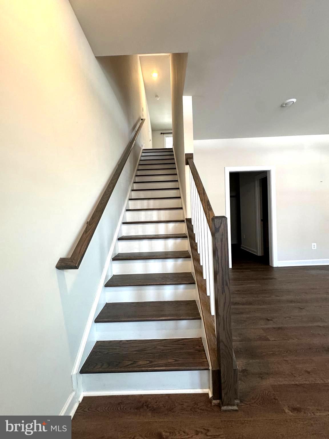 BOULEVARD VI TOWNS - Residential