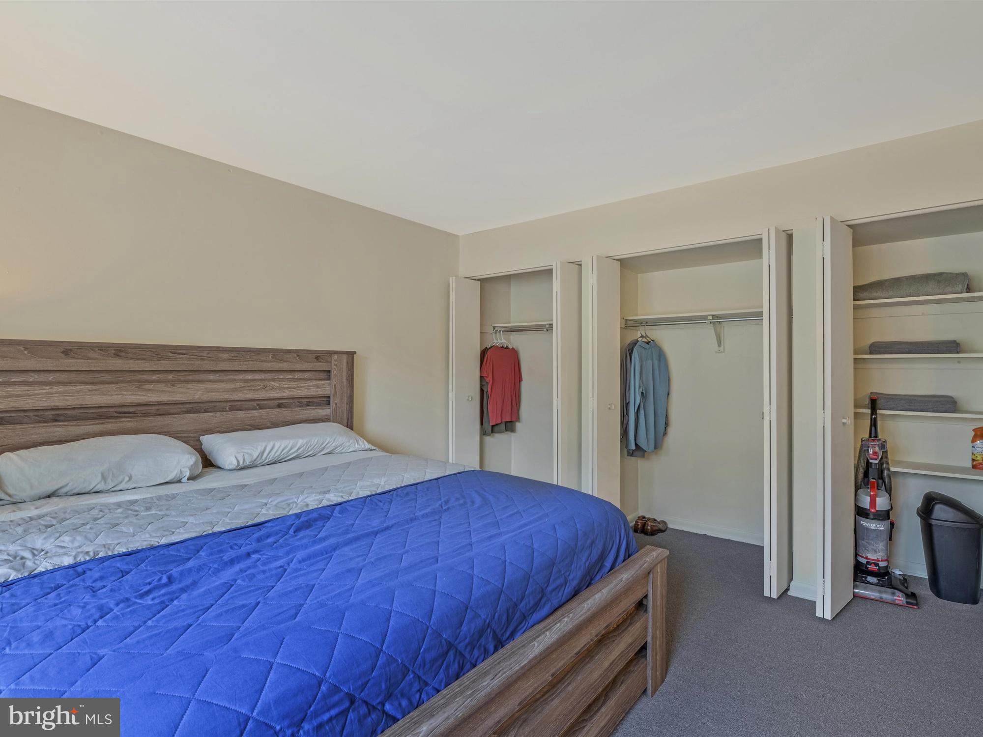 PARKSIDE TOWNHOMES - Residential