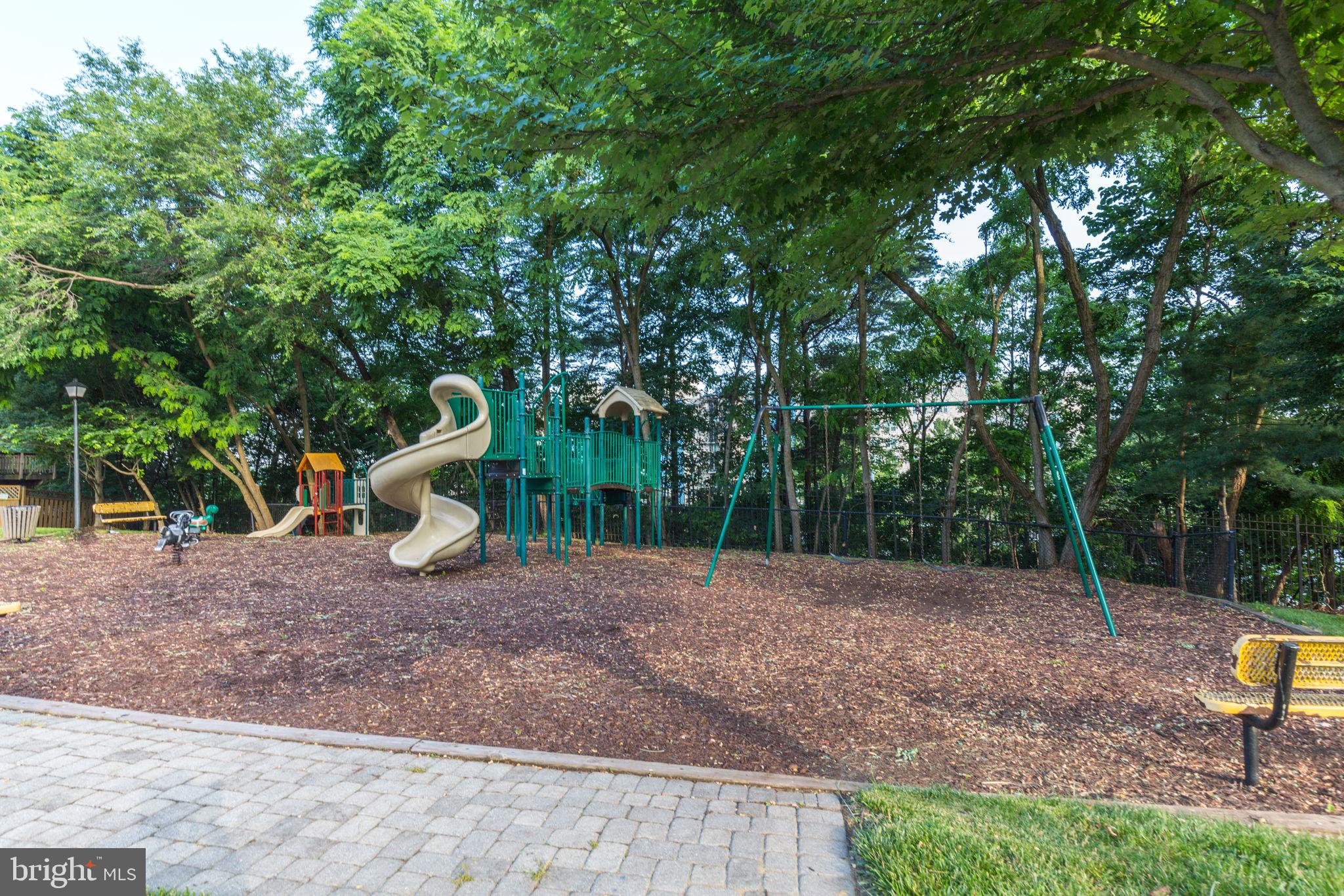 FOSTERS OVERLOOK PLAT 1> - Residential