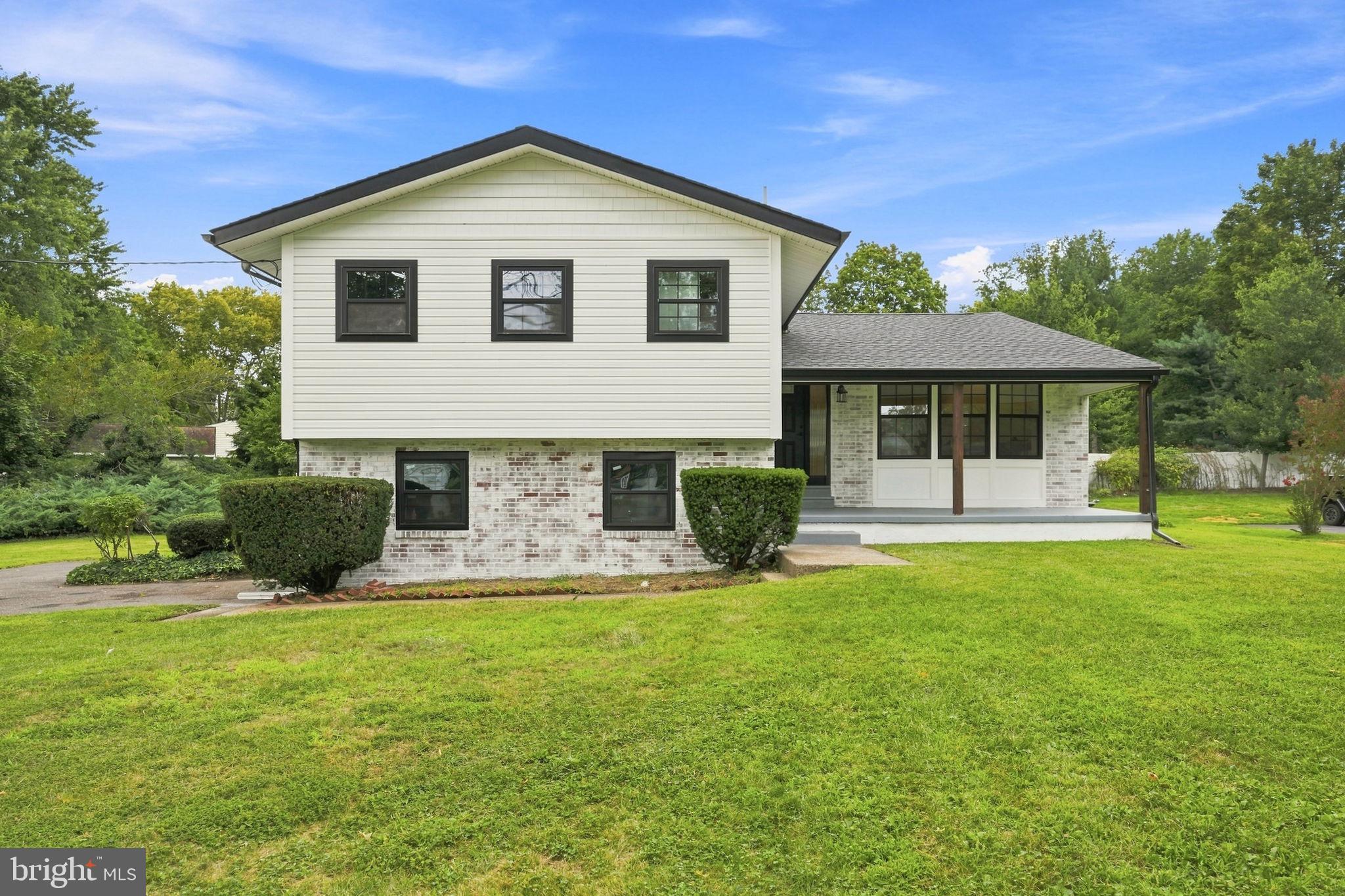 75 WEDGEWOOD DRIVE
