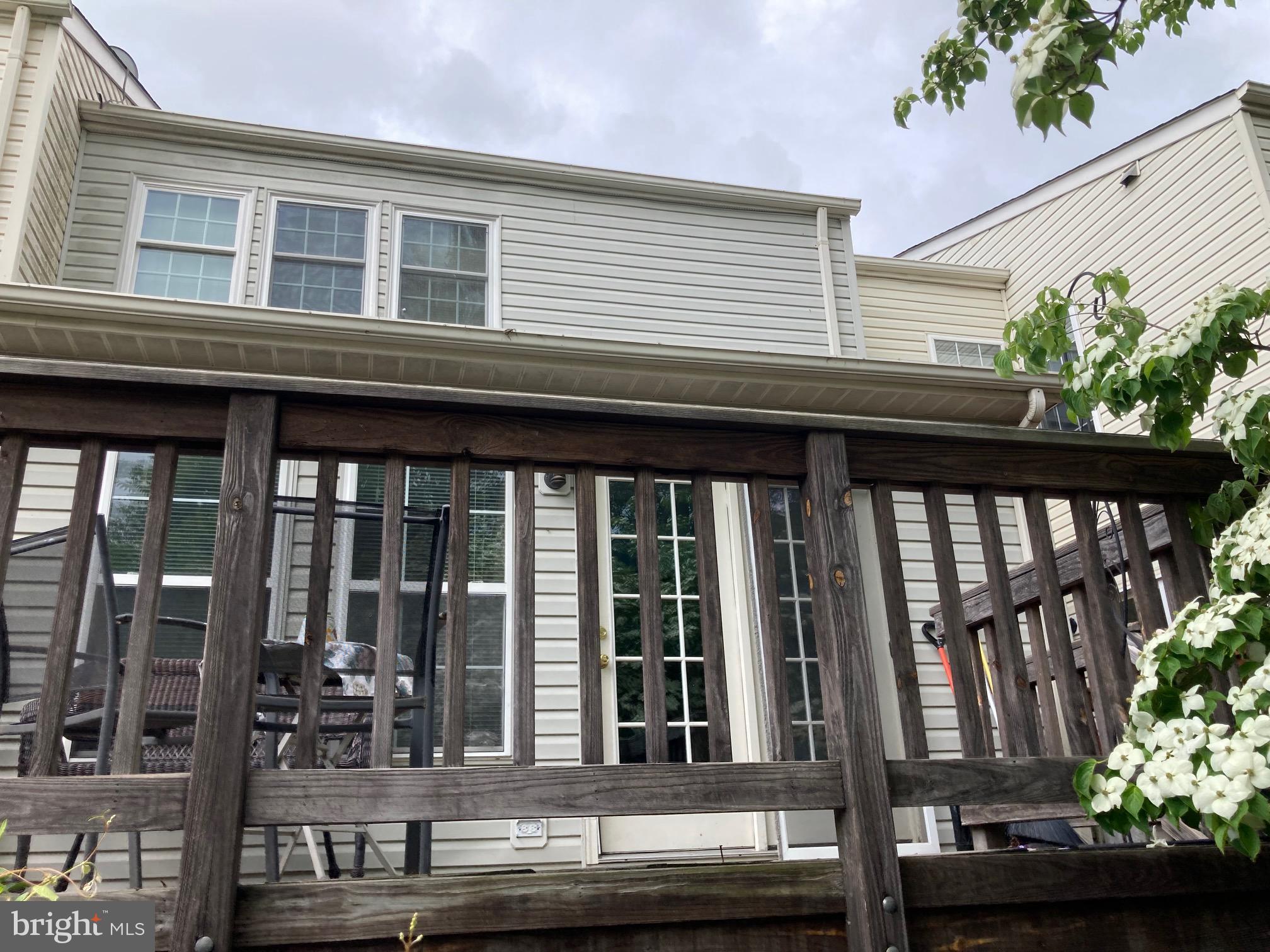 WELLINGTON/CLOVERHILL - Residential