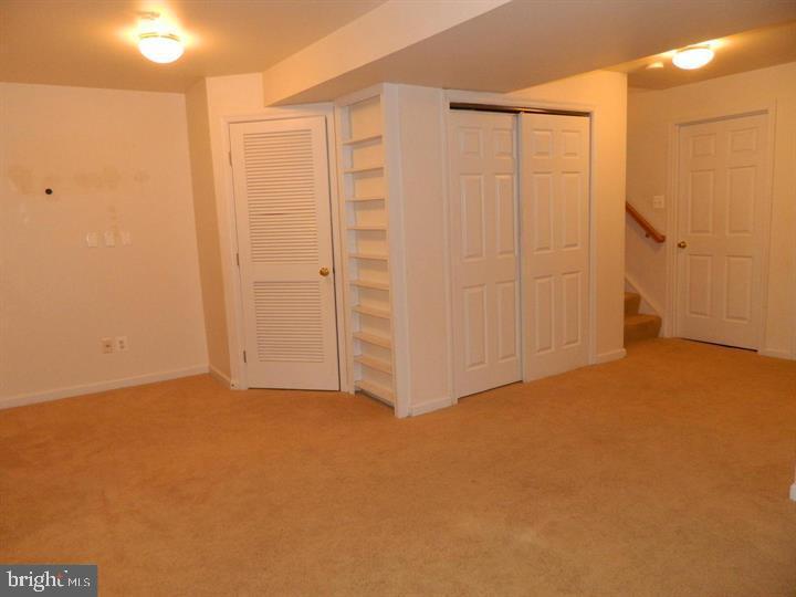 WELLINGTON/CLOVERHILL - Residential