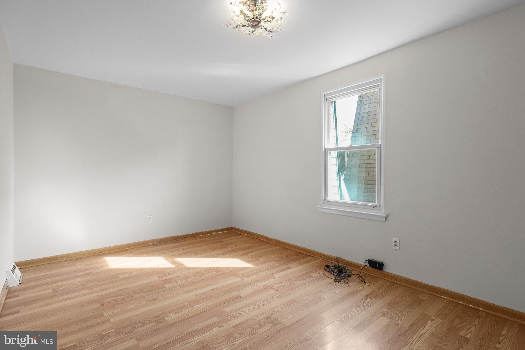 SOMERTON - Residential