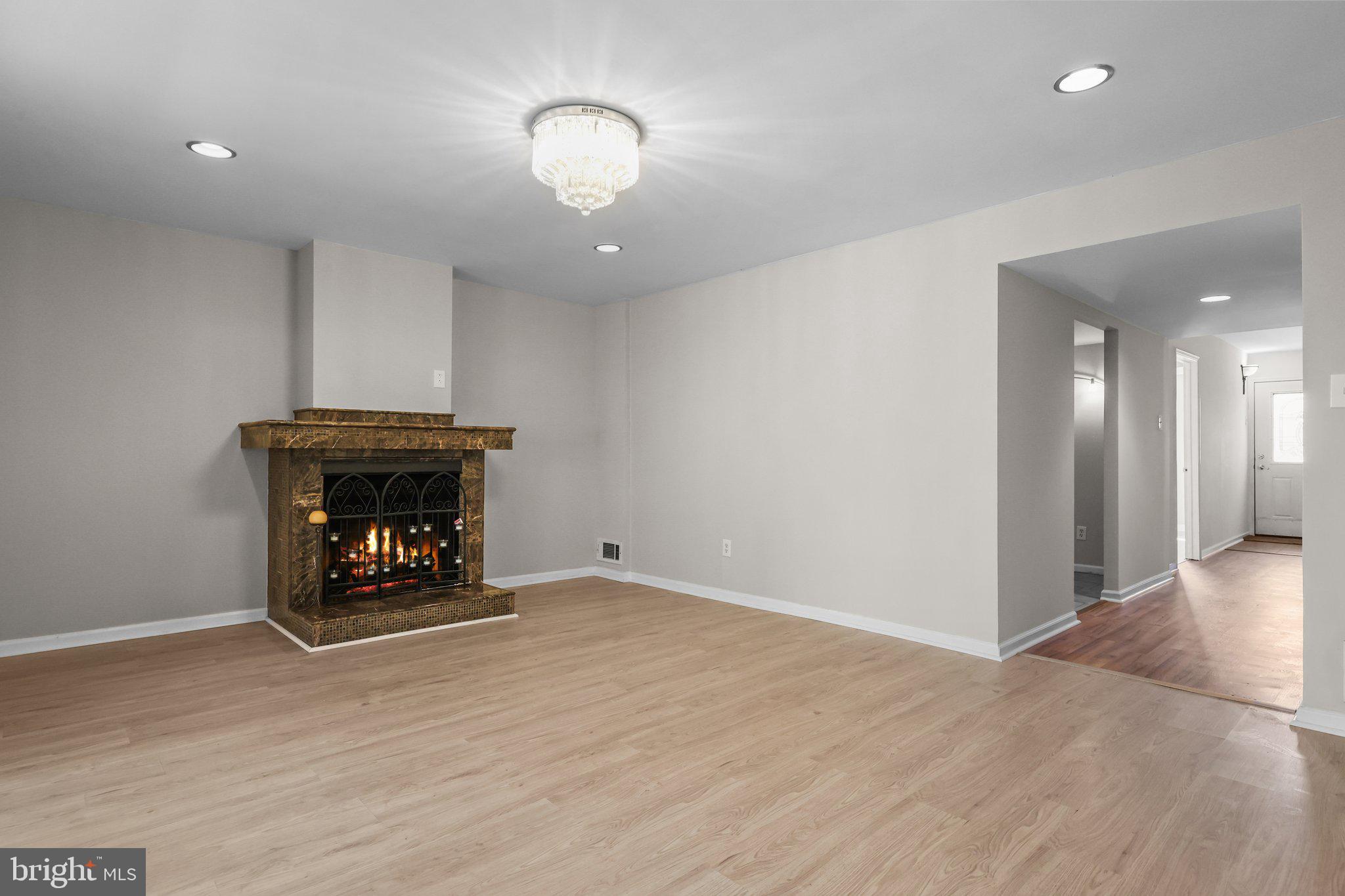 SOMERTON - Residential