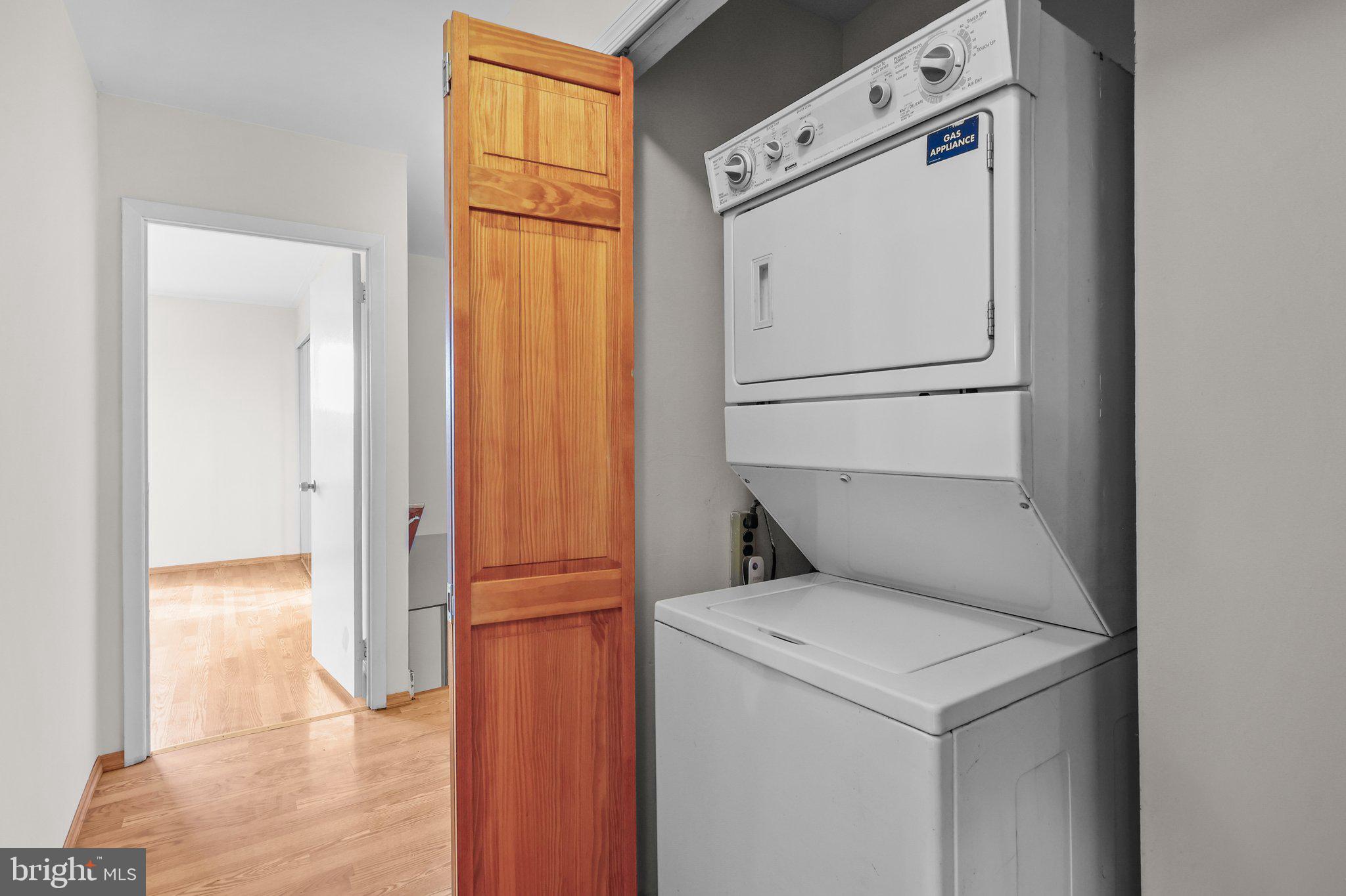 SOMERTON - Residential