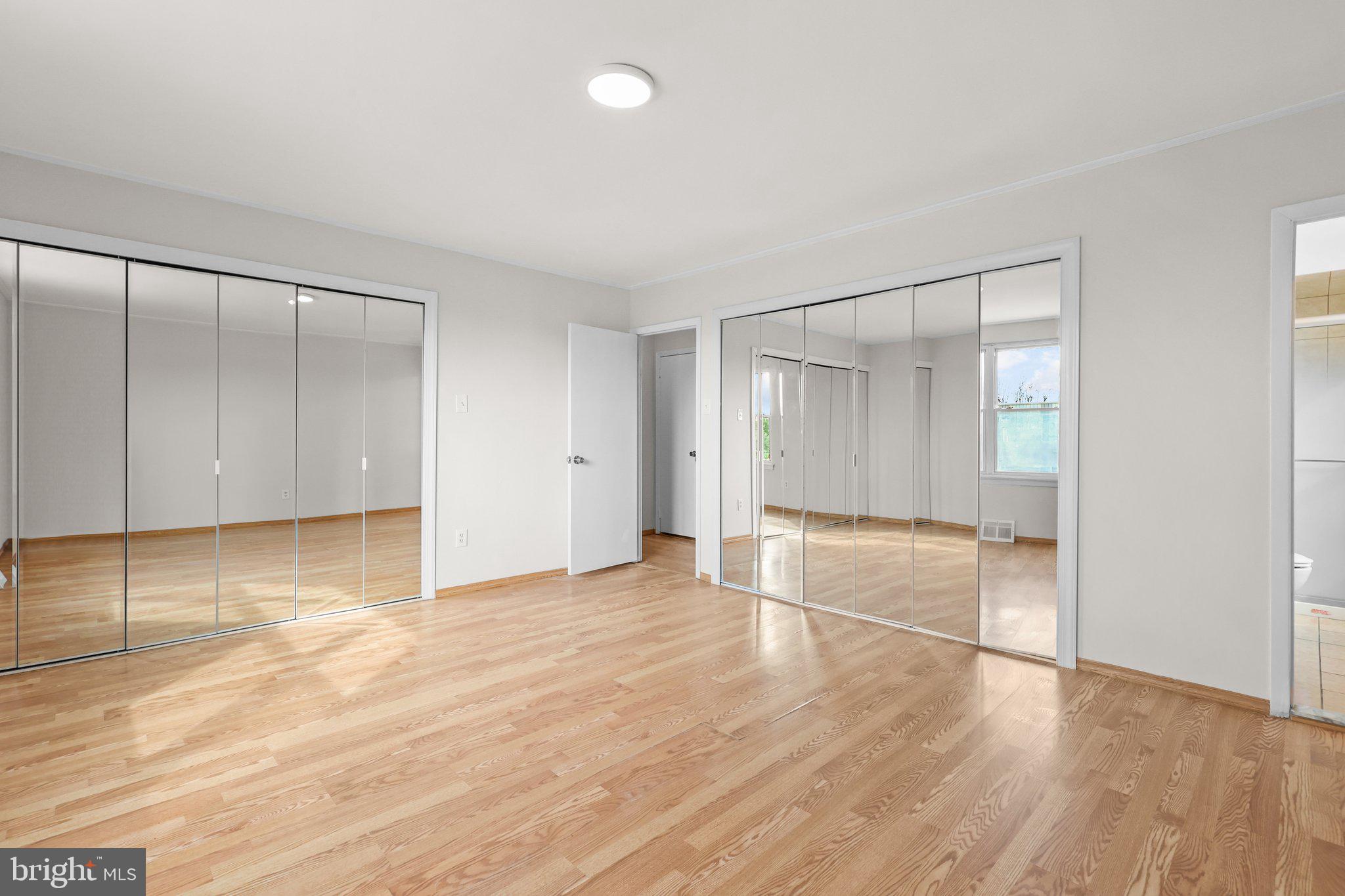 SOMERTON - Residential