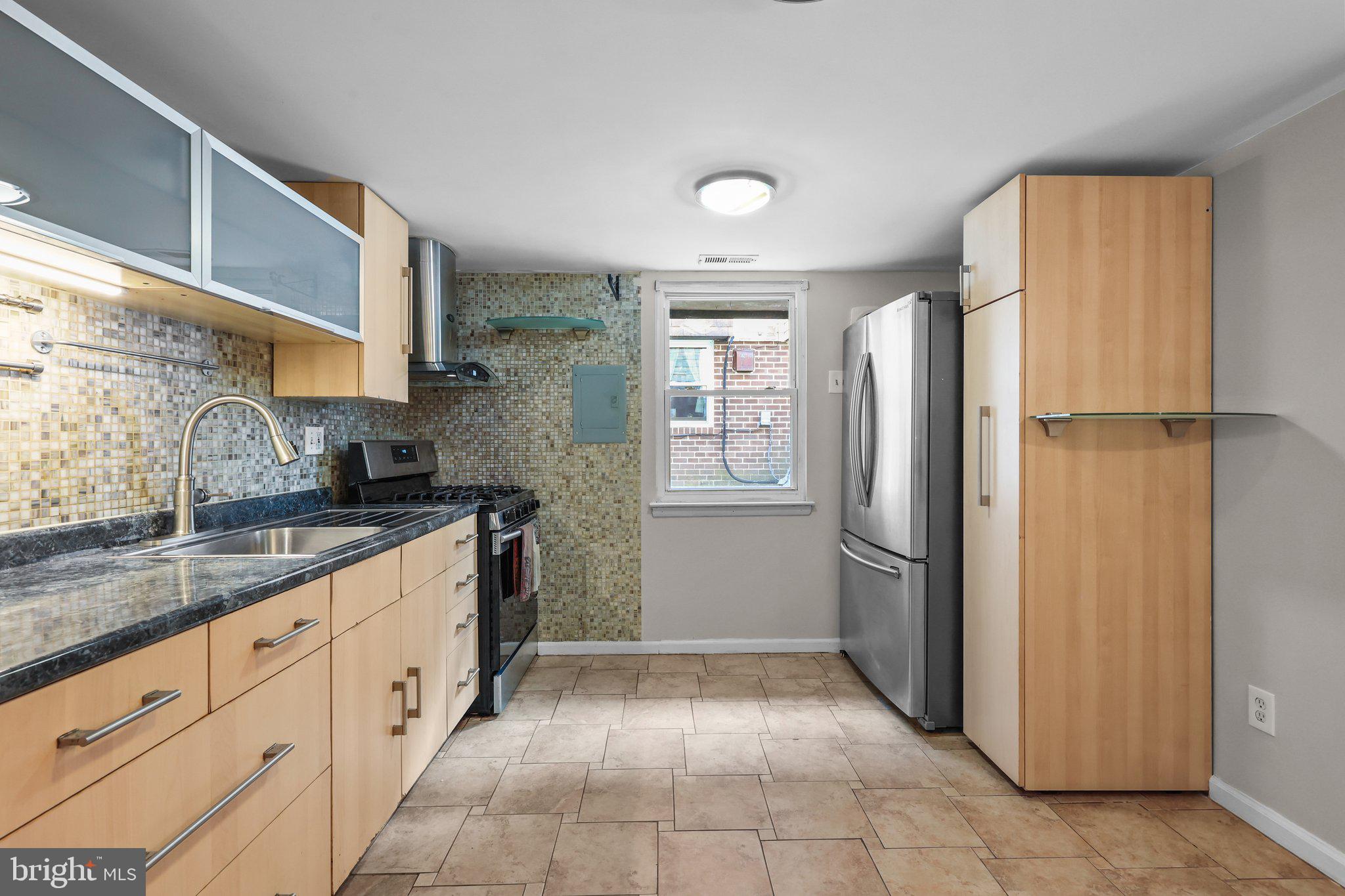 SOMERTON - Residential