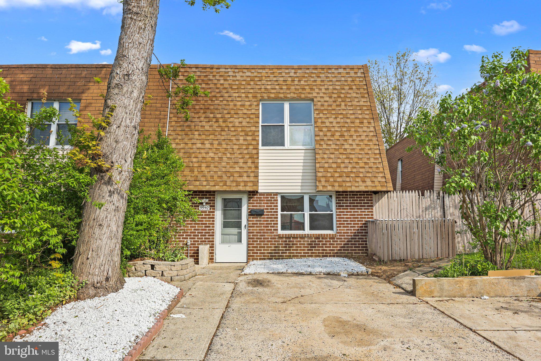 SOMERTON - Residential