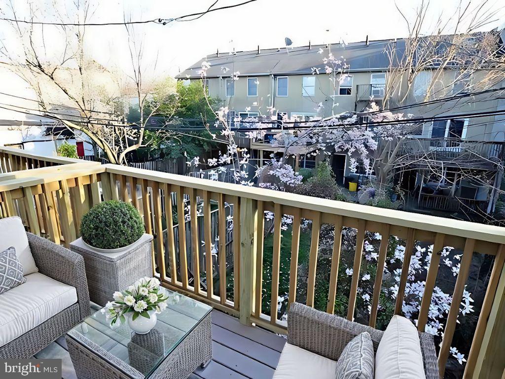 BUTCHERS HILL - Residential Lease
