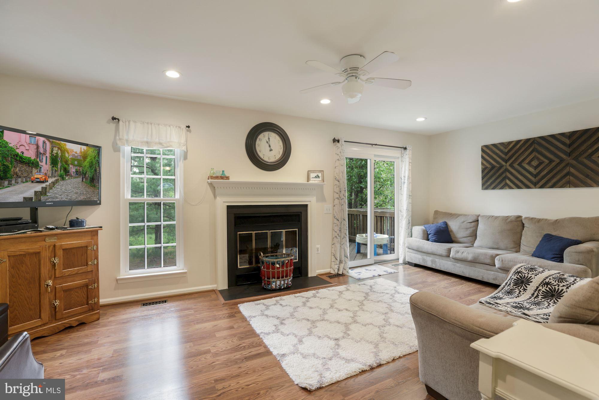 LONDON TOWN WEST - Residential