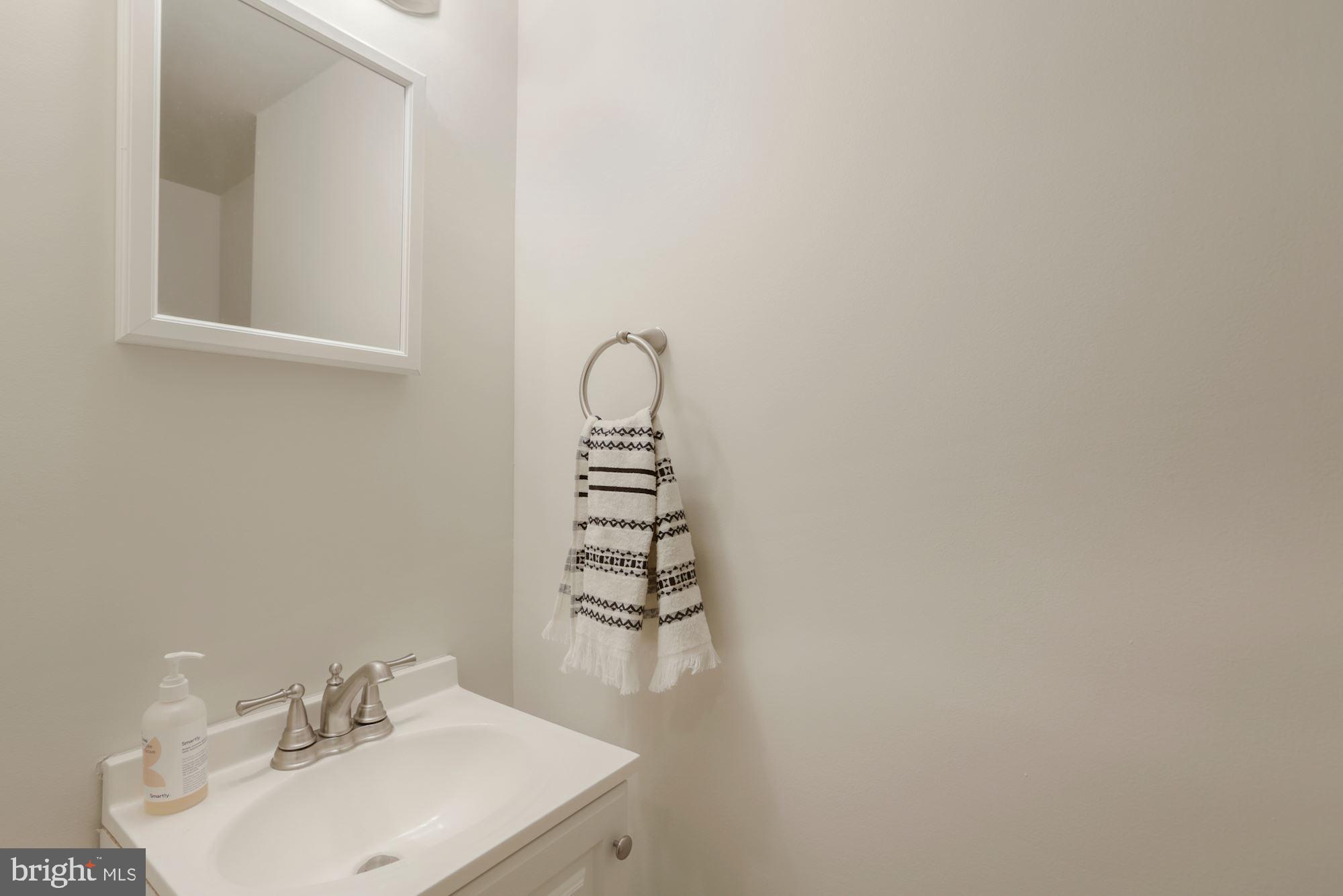 LONDON TOWN WEST - Residential