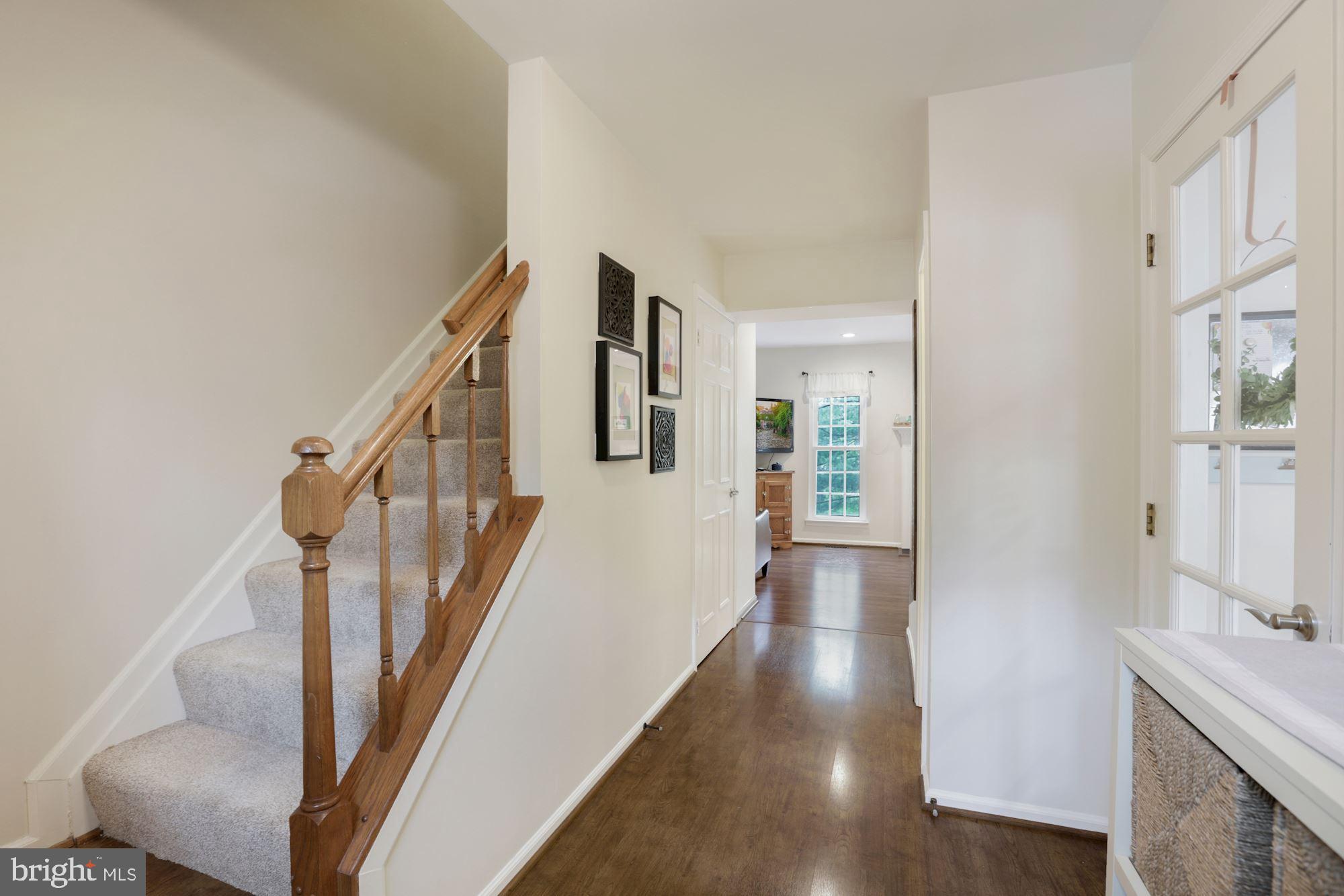 LONDON TOWN WEST - Residential