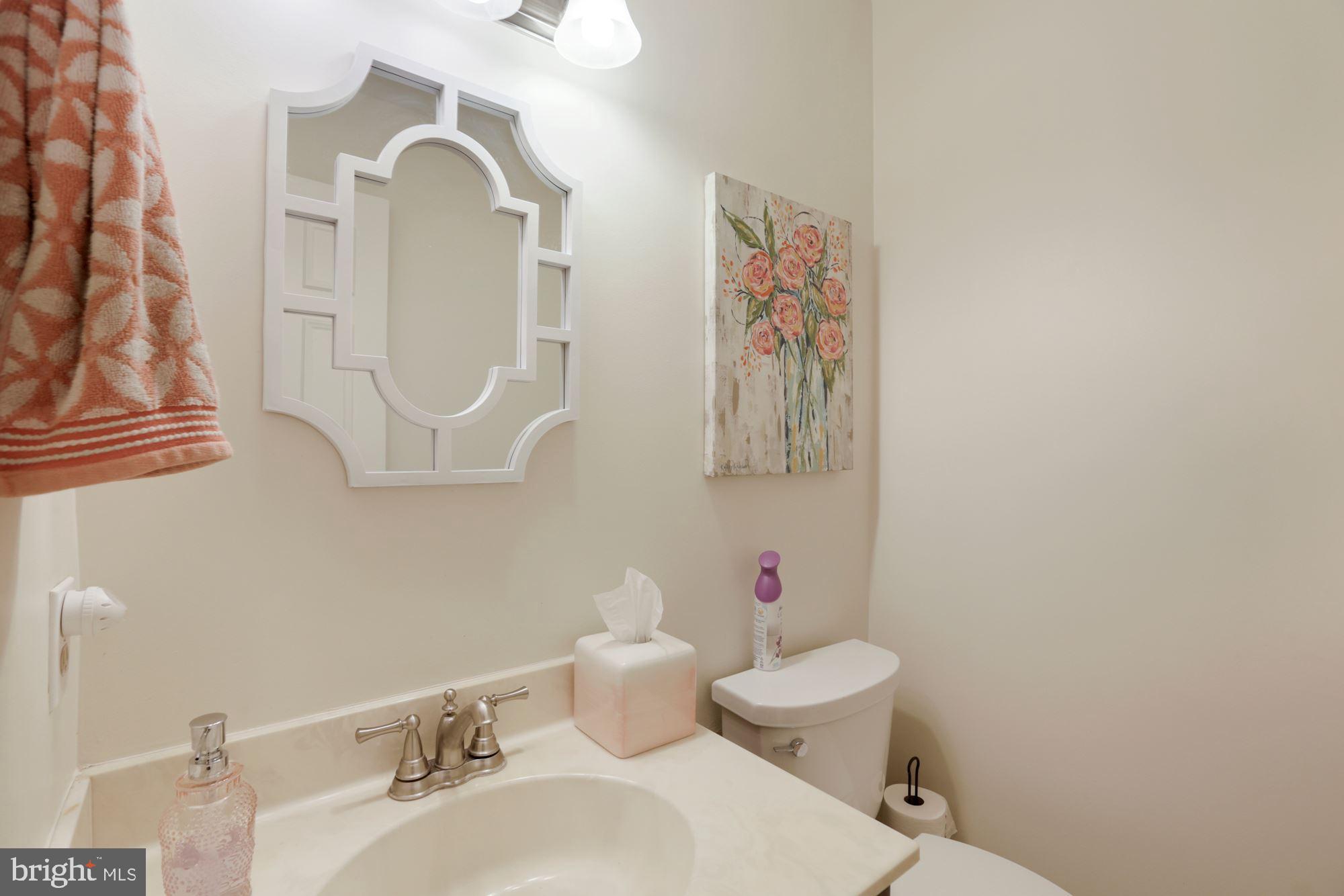 LONDON TOWN WEST - Residential