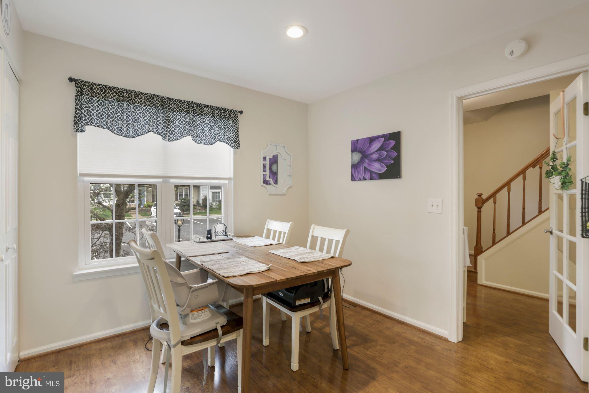 LONDON TOWN WEST - Residential