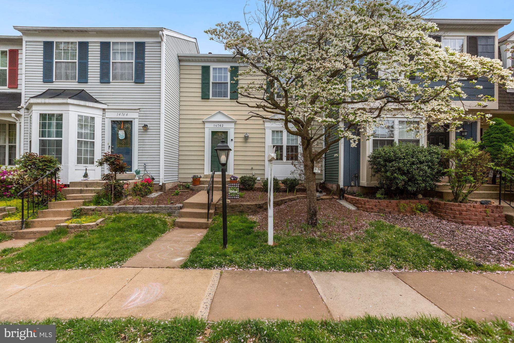 LONDON TOWN WEST - Residential