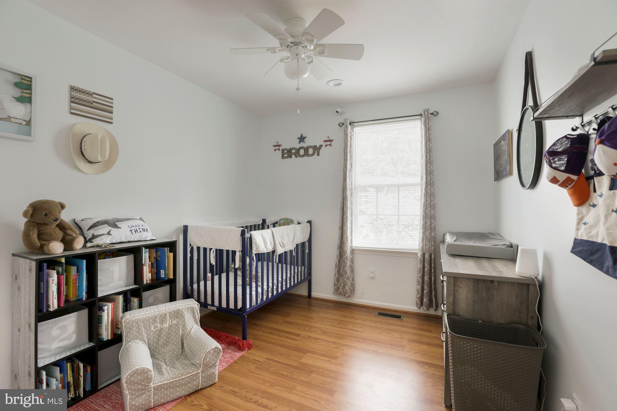 LONDON TOWN WEST - Residential