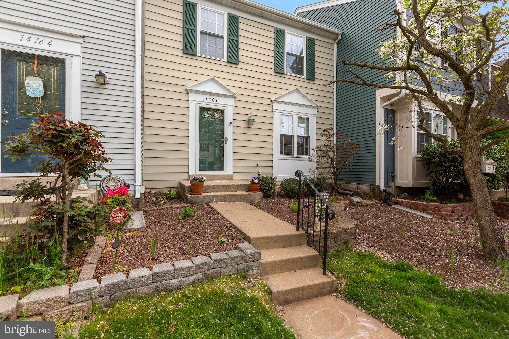 LONDON TOWN WEST - Residential