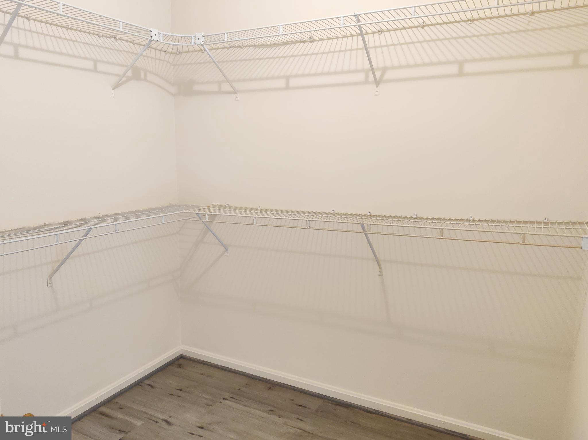 COUNTRYSIDE - Residential Lease