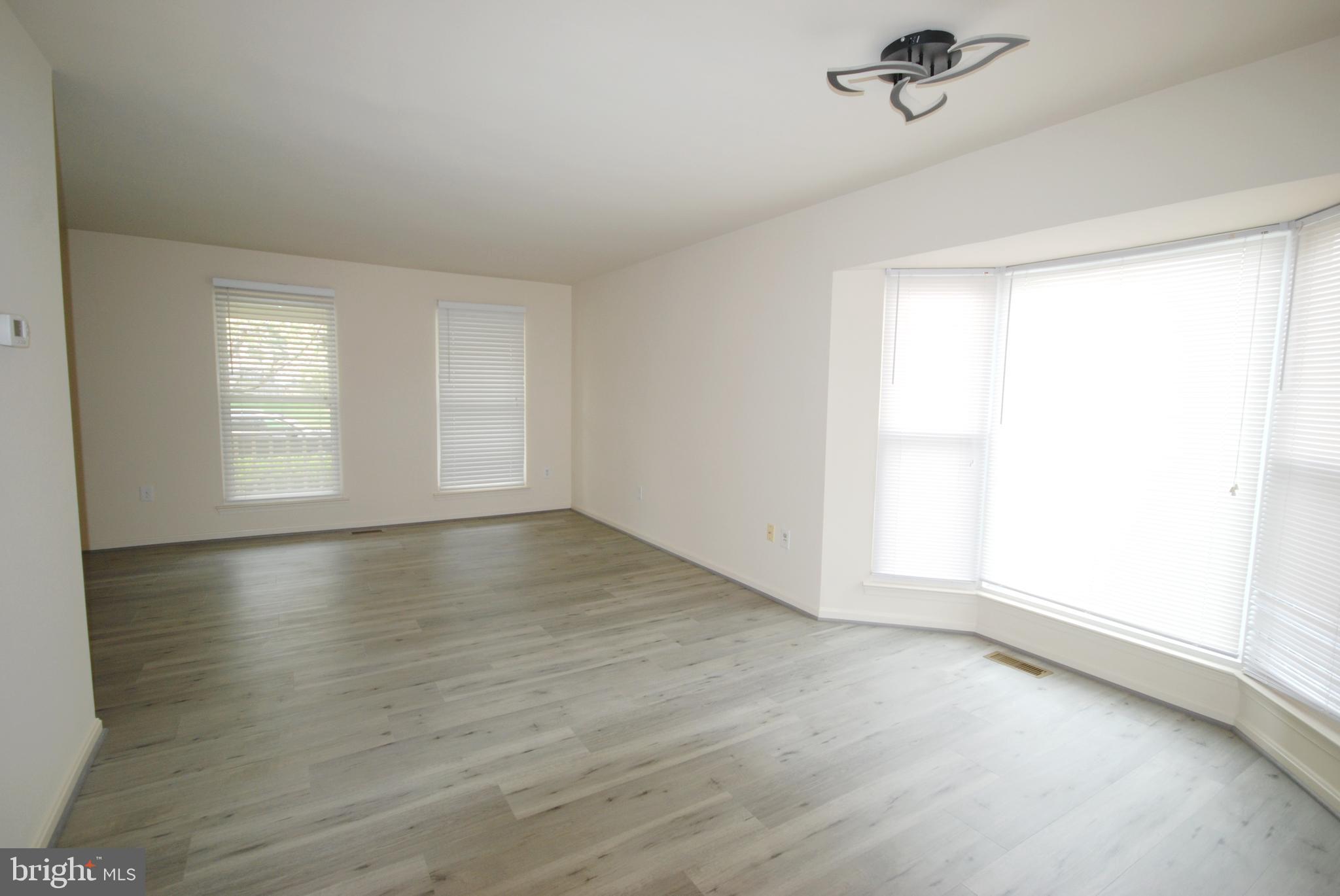 COUNTRYSIDE - Residential Lease