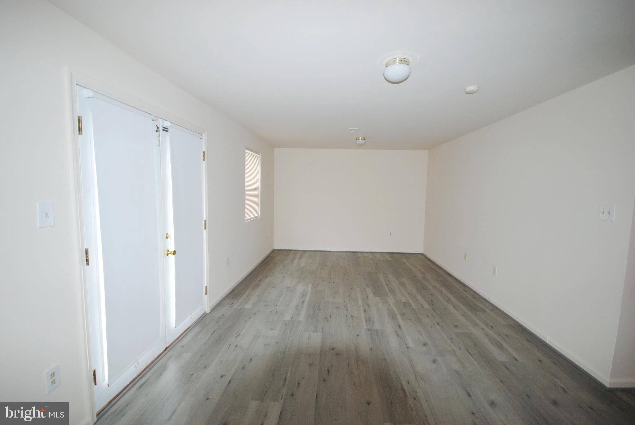 COUNTRYSIDE - Residential Lease