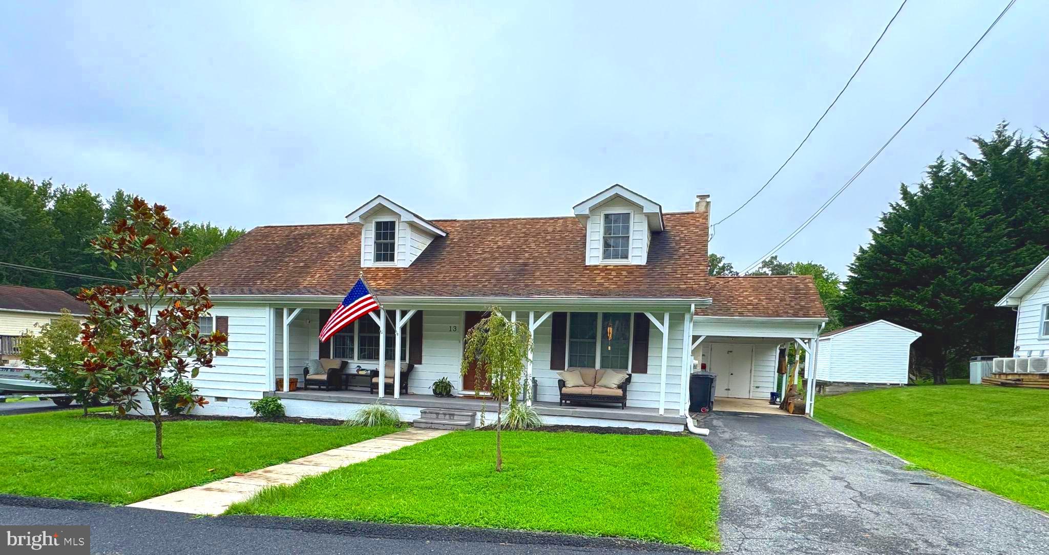 13 FOREST DRIVE
