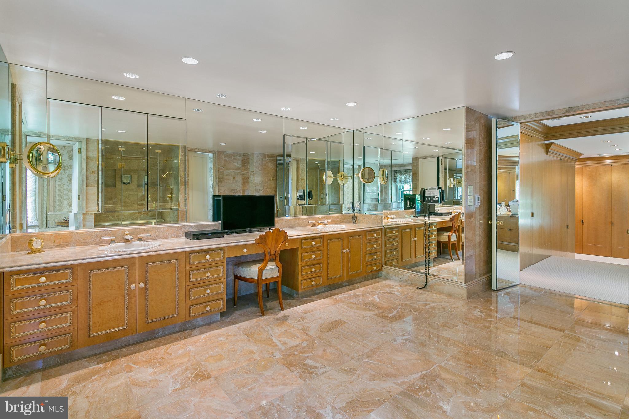 WESLEY HEIGHTS - Residential