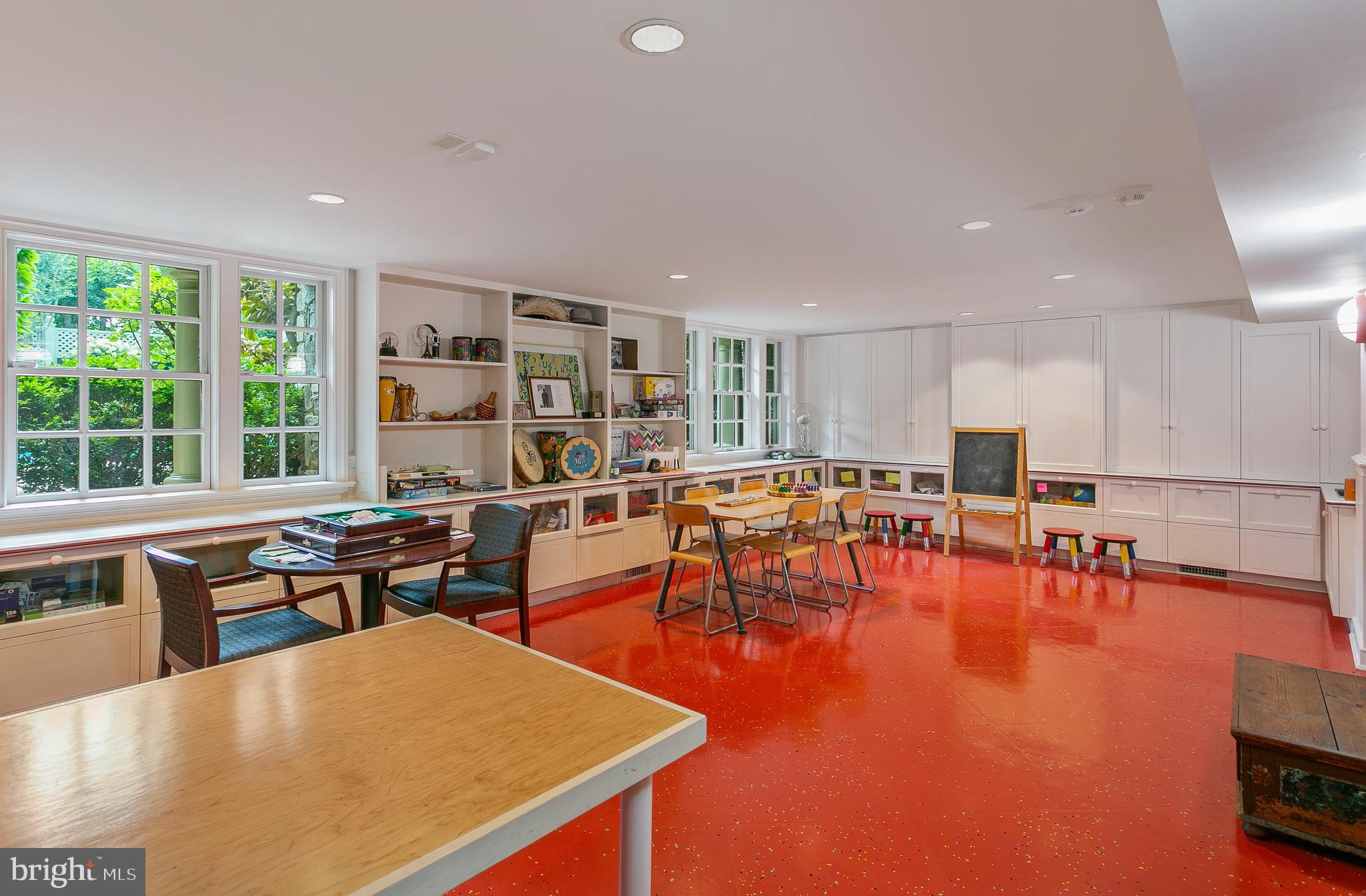 WESLEY HEIGHTS - Residential
