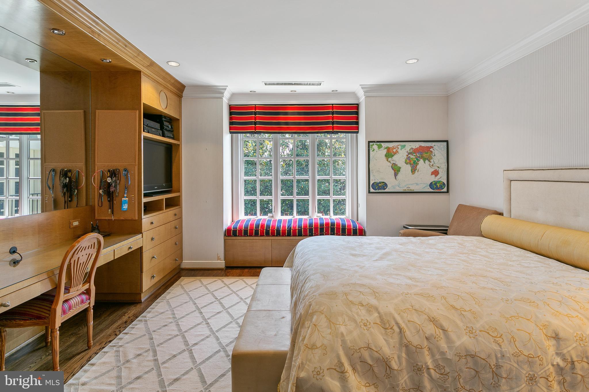 WESLEY HEIGHTS - Residential