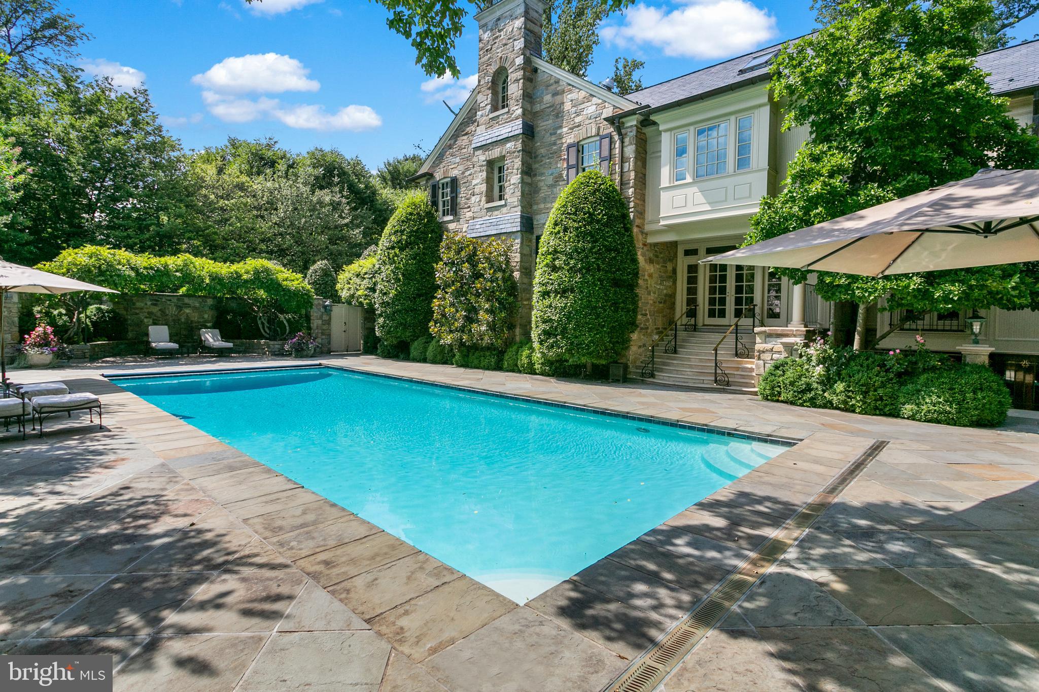 WESLEY HEIGHTS - Residential