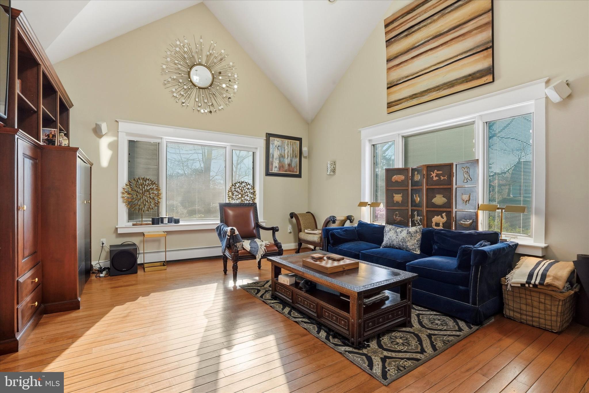 JENKINTOWN - Residential